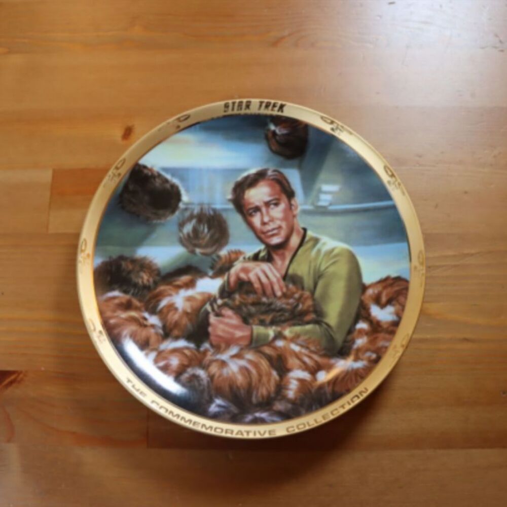 Star Trek Trouble with Tribbles Commemorative Plate 24K Gold Rim Kirk Enterprise